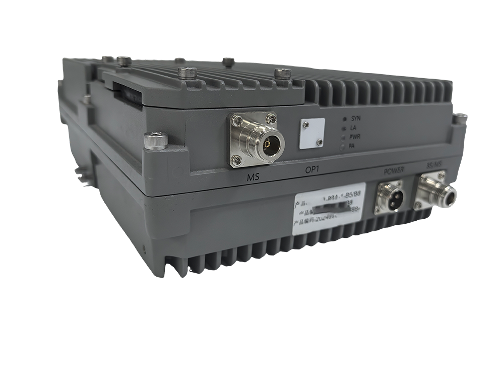  甘州三频手机信号接收器2000㎡